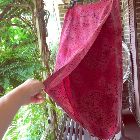 Worthington Dresses & Skirts - Worthington 100% silk pink paisley pencil skirt 8